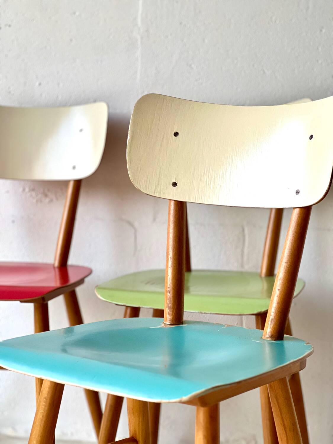 Chaises de salle à manger de Ton, années 1950.