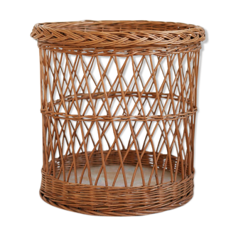 Wicker basket