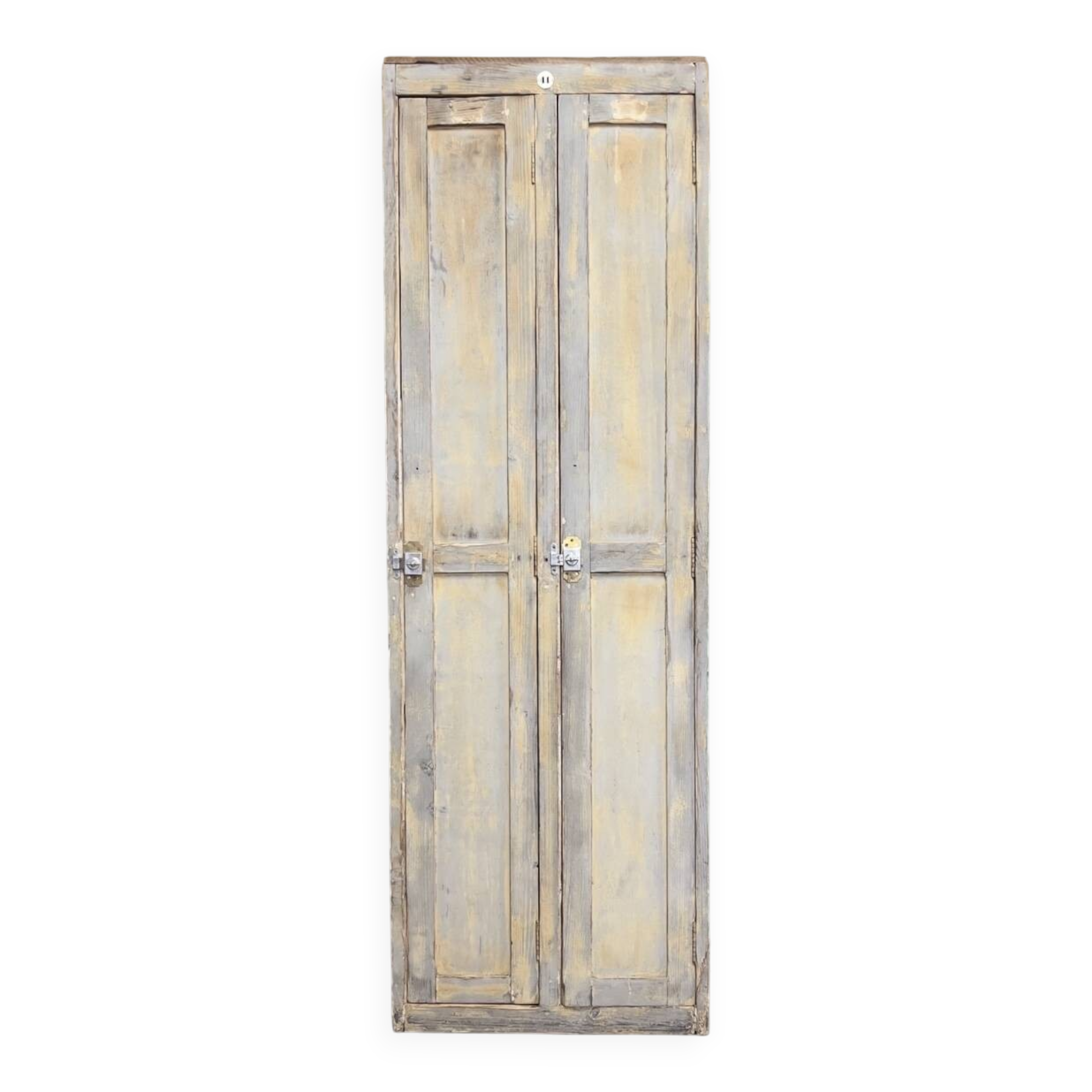 Patinated workshop locker N.41