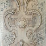 Grand fronton, panneau ancien en bois de noyer sculpté, élément mural