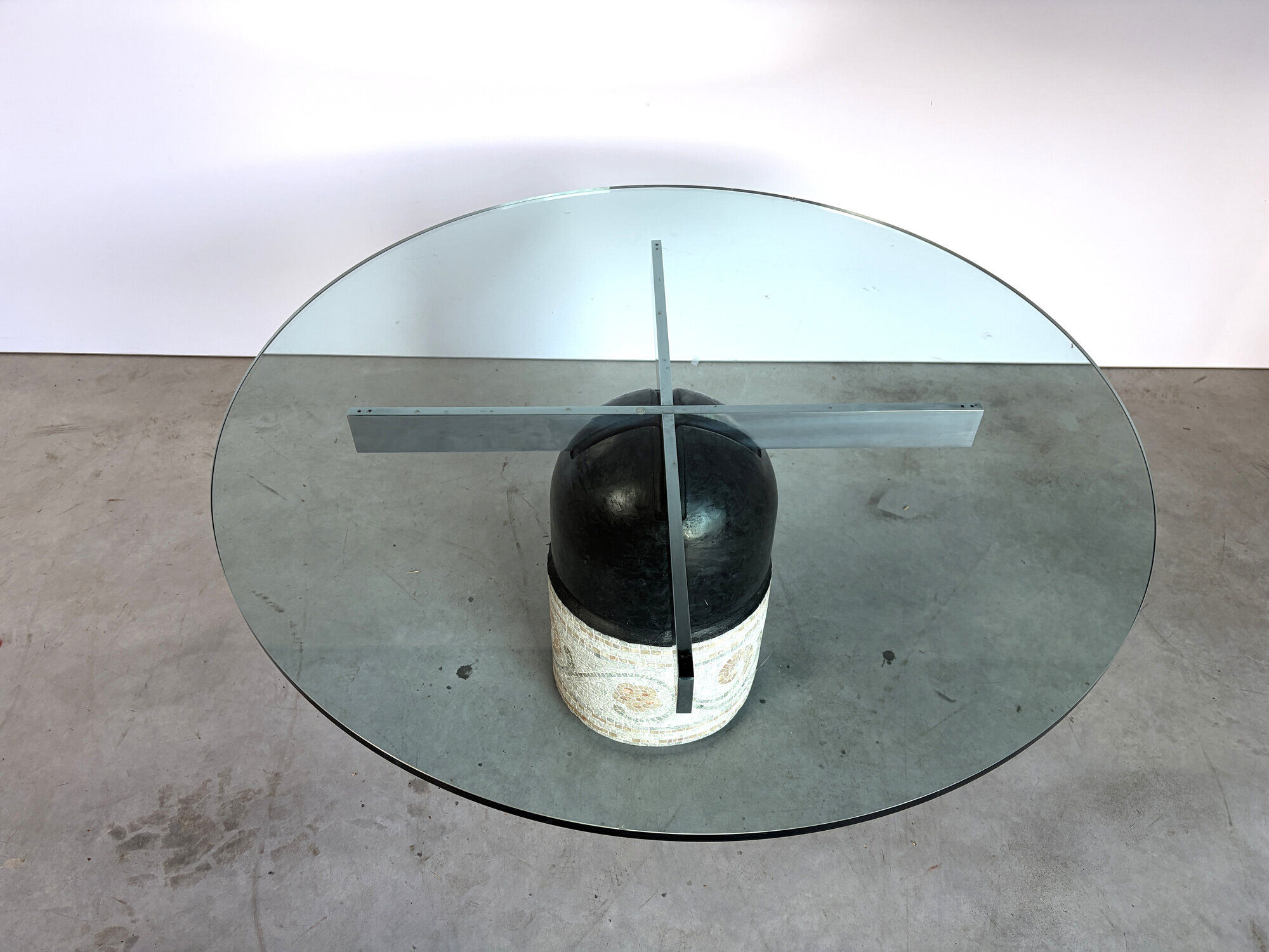 Giovanni Offredi "Paracarro" dining table for Saporiti, 1970s
