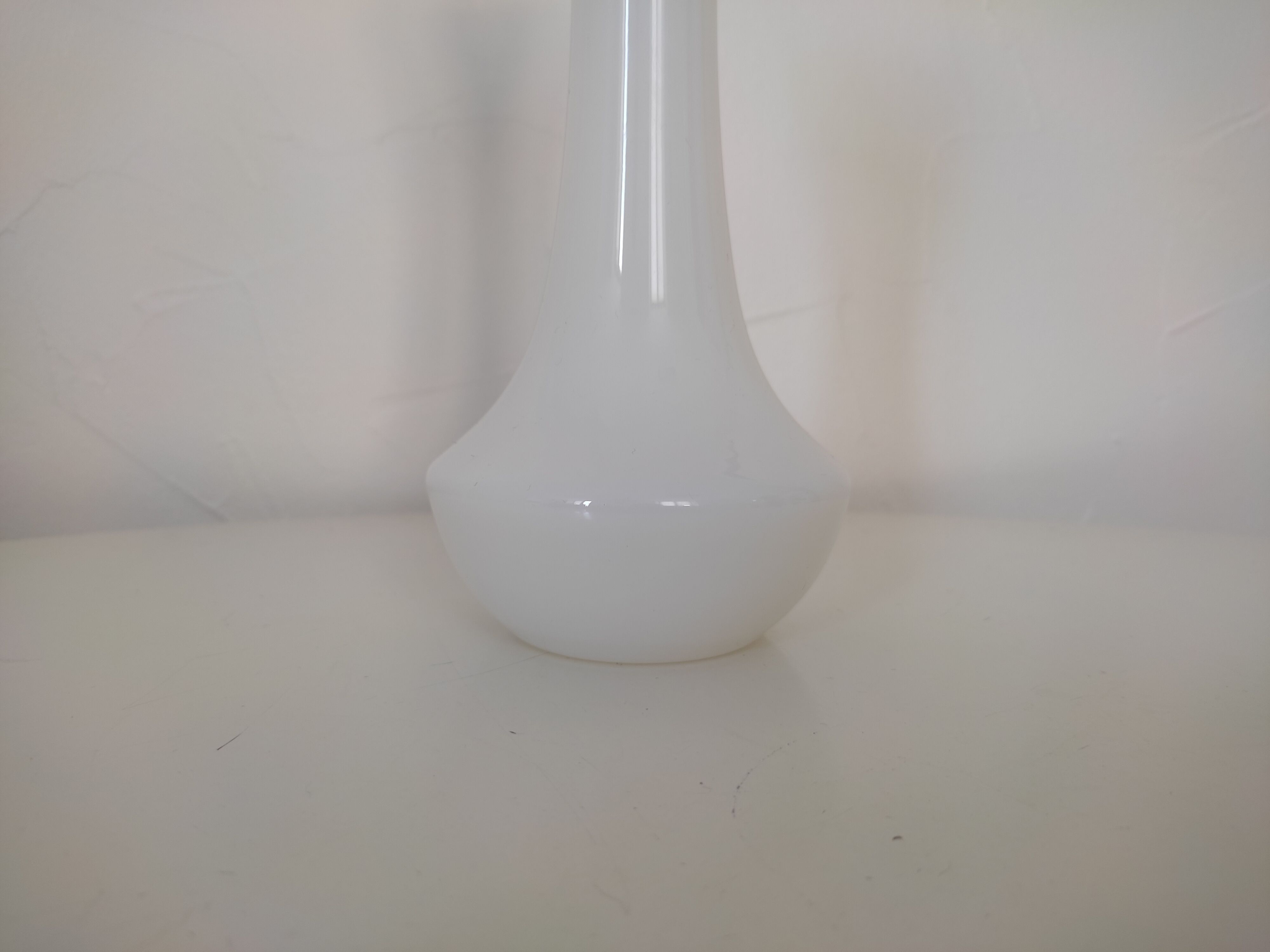 Baluster vase in opaline of Sèvres