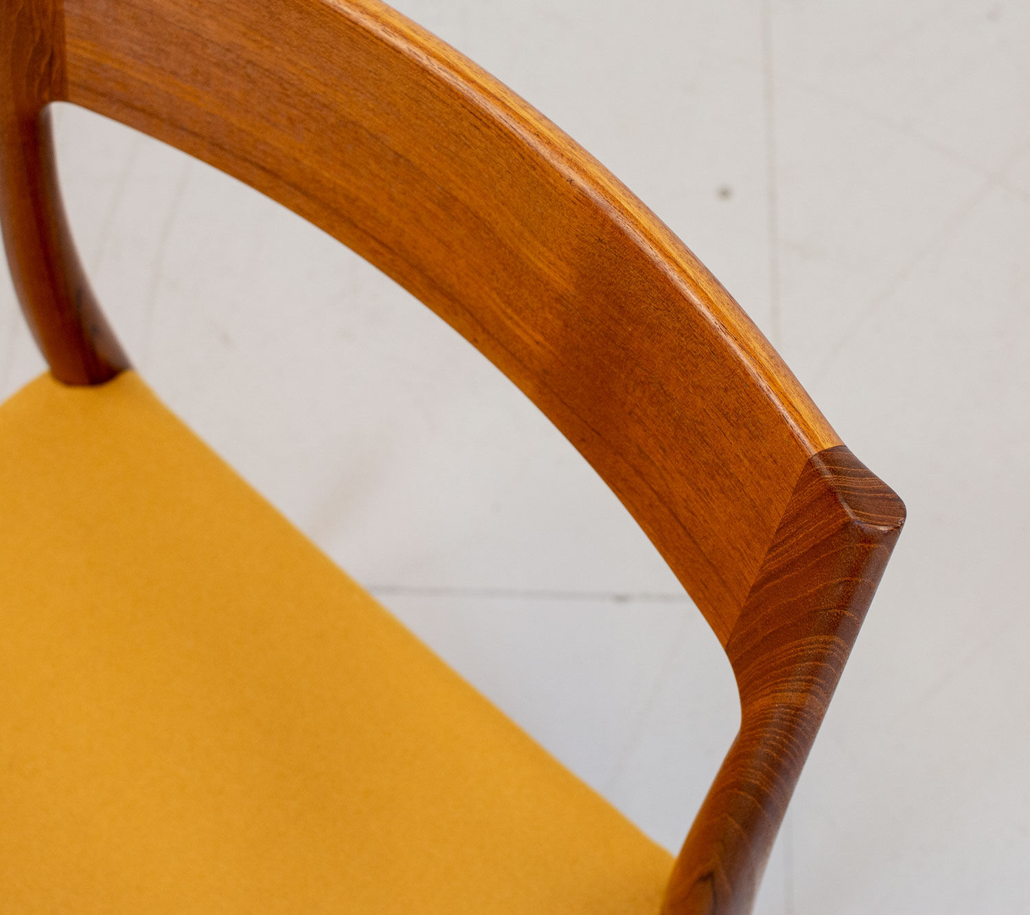 Danish teak model 175 set of 4 dining chairs by Mogens Kold, 1960s