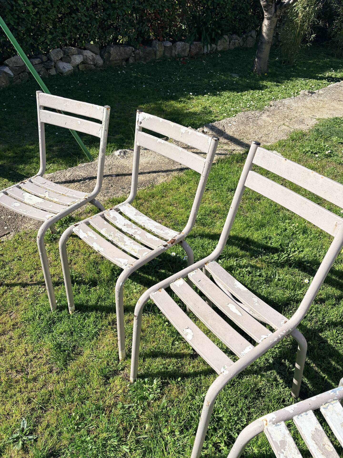 4 chaises vintage en fer