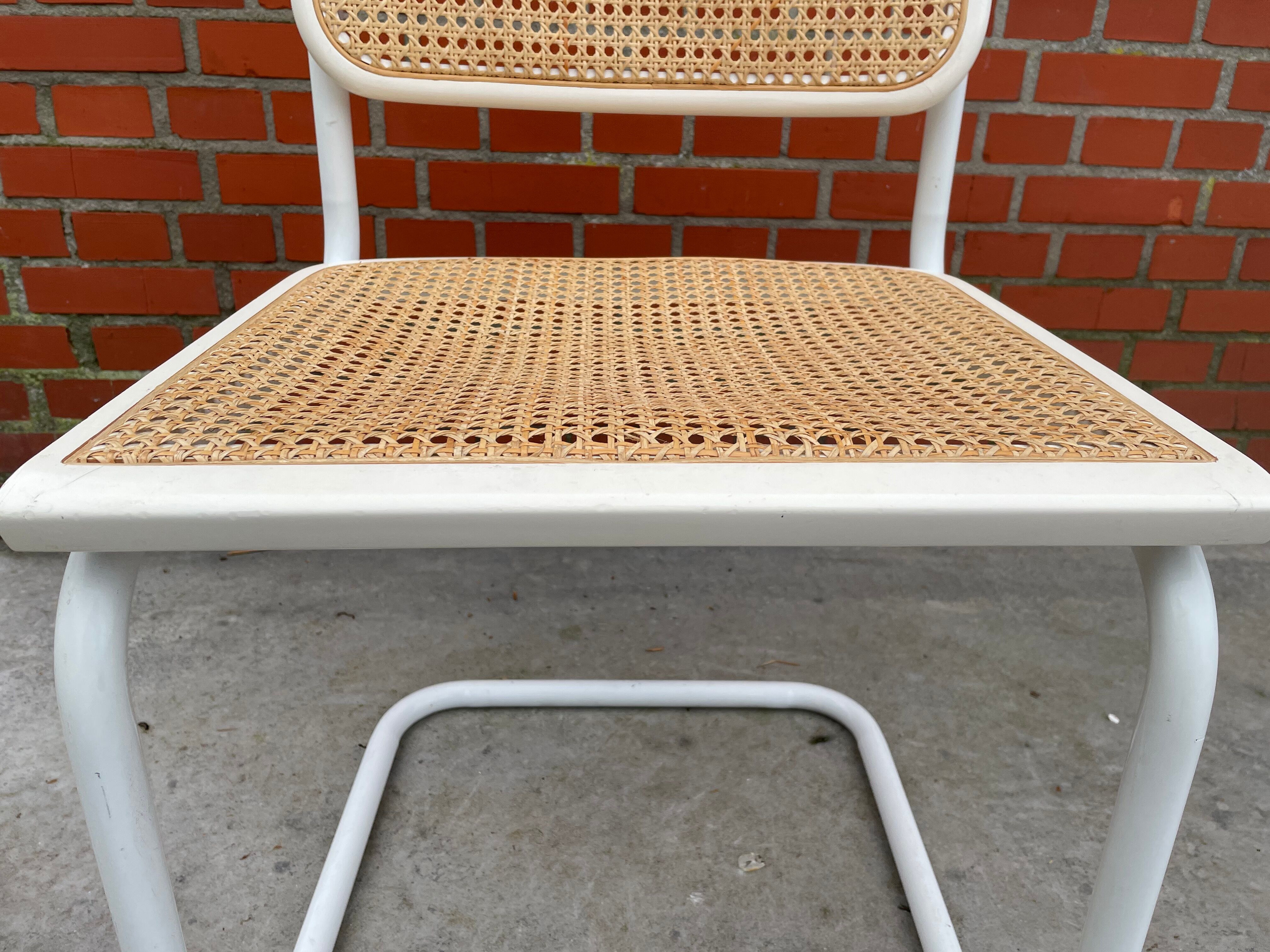 Cesca design chair b32 model white