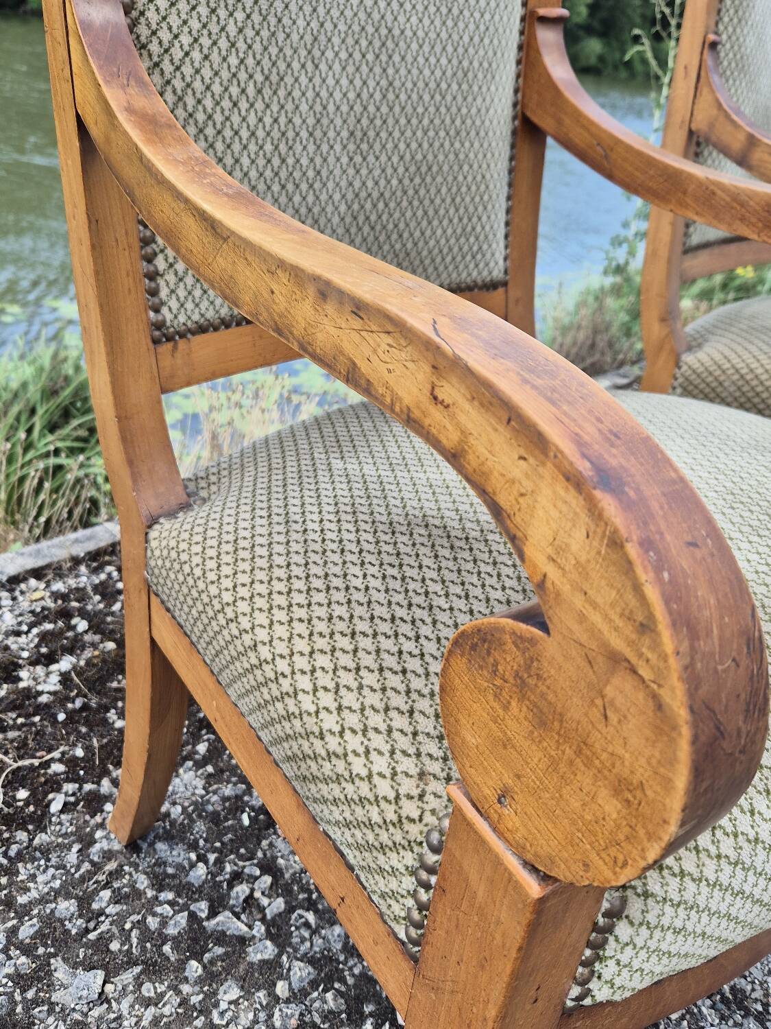 Paire de fauteuils à crosse Empire Restauration 1900s