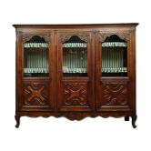 Bibliothèque style Louis XV en noyer vers 1850-1880