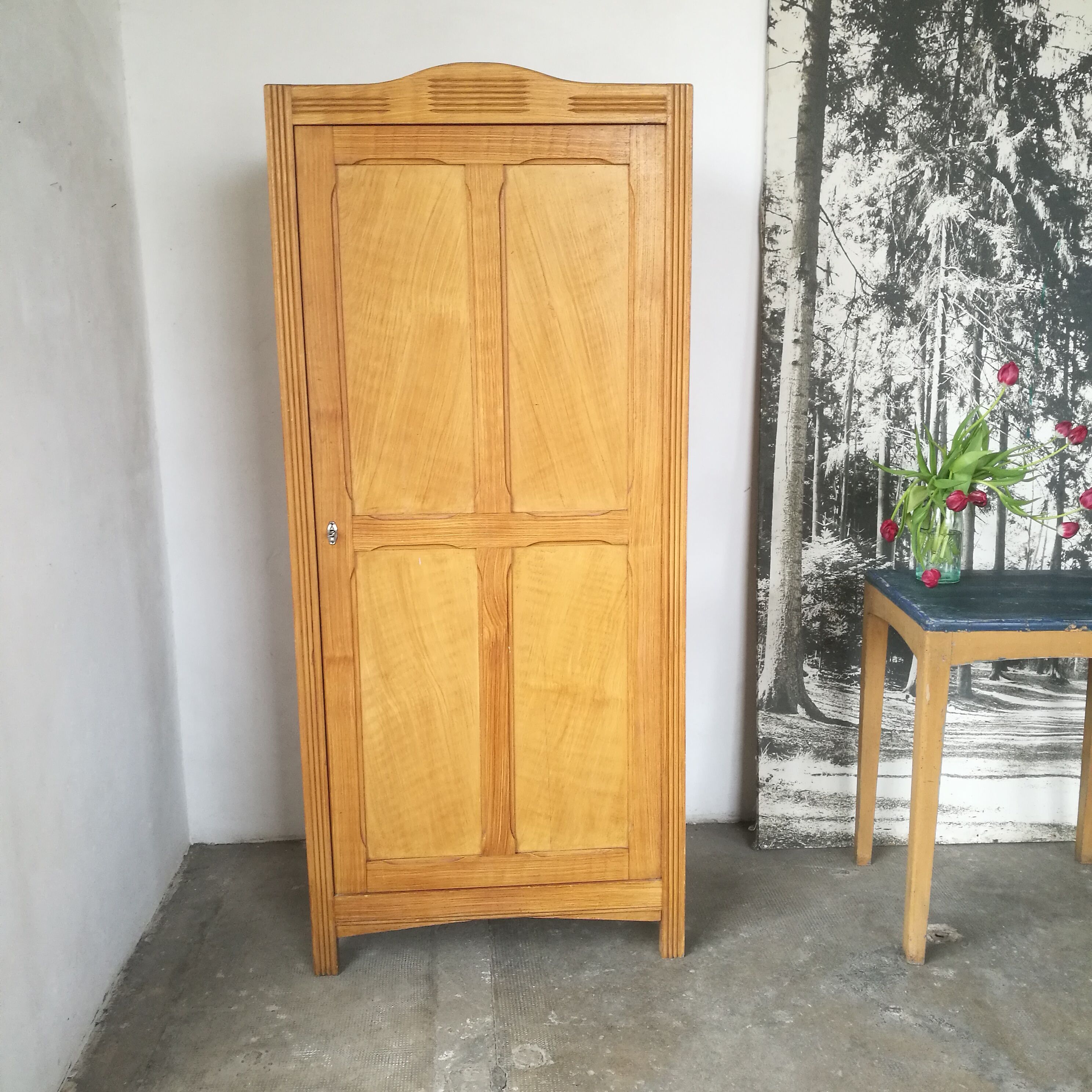 Fir tree hosier, Parisian wardrobe