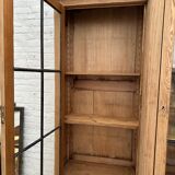 Masterful exhibition showcase from the early 20th century