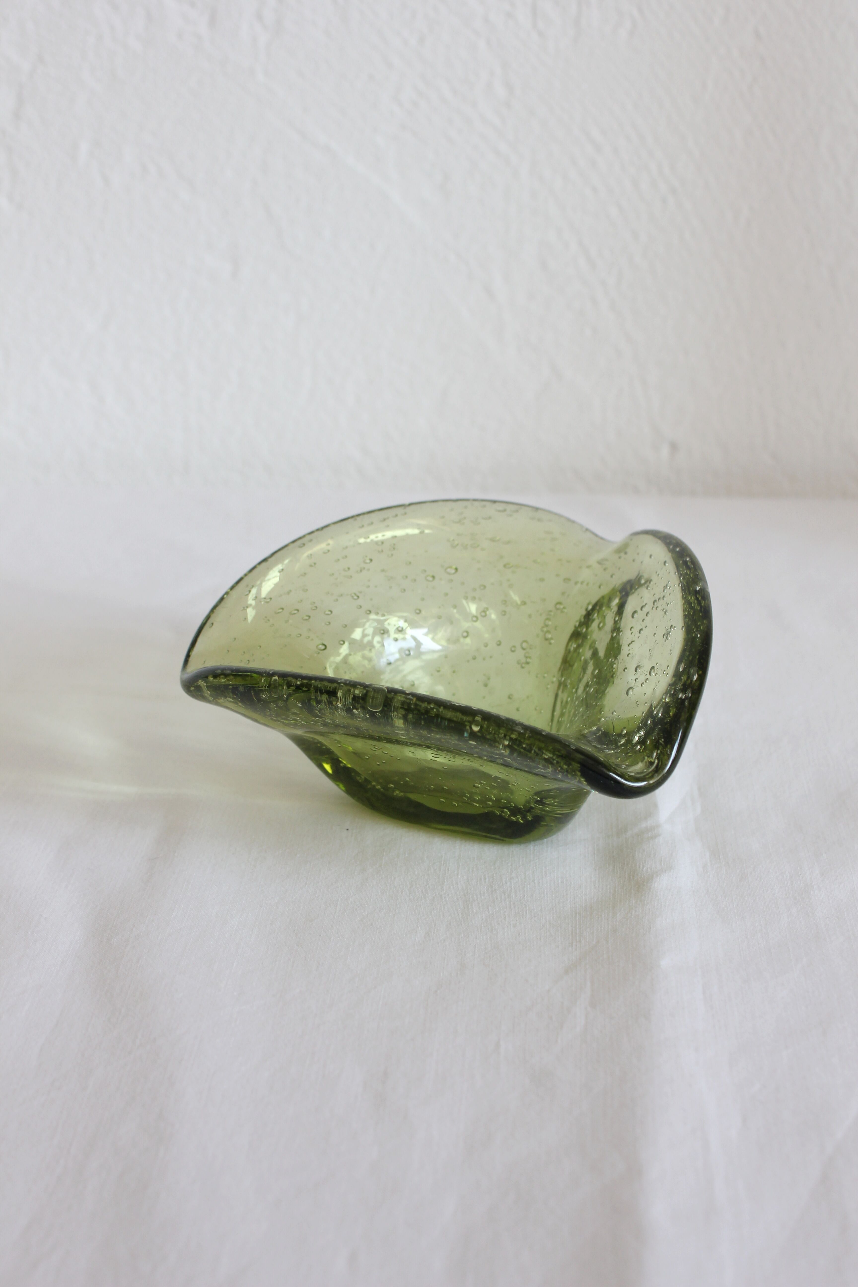 Vintage bubble glass ashtray