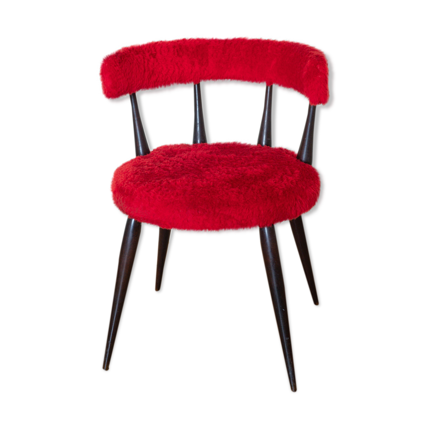 Cocktail chair in red moumoute