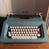 Olivetti typewriter, model Studio 46