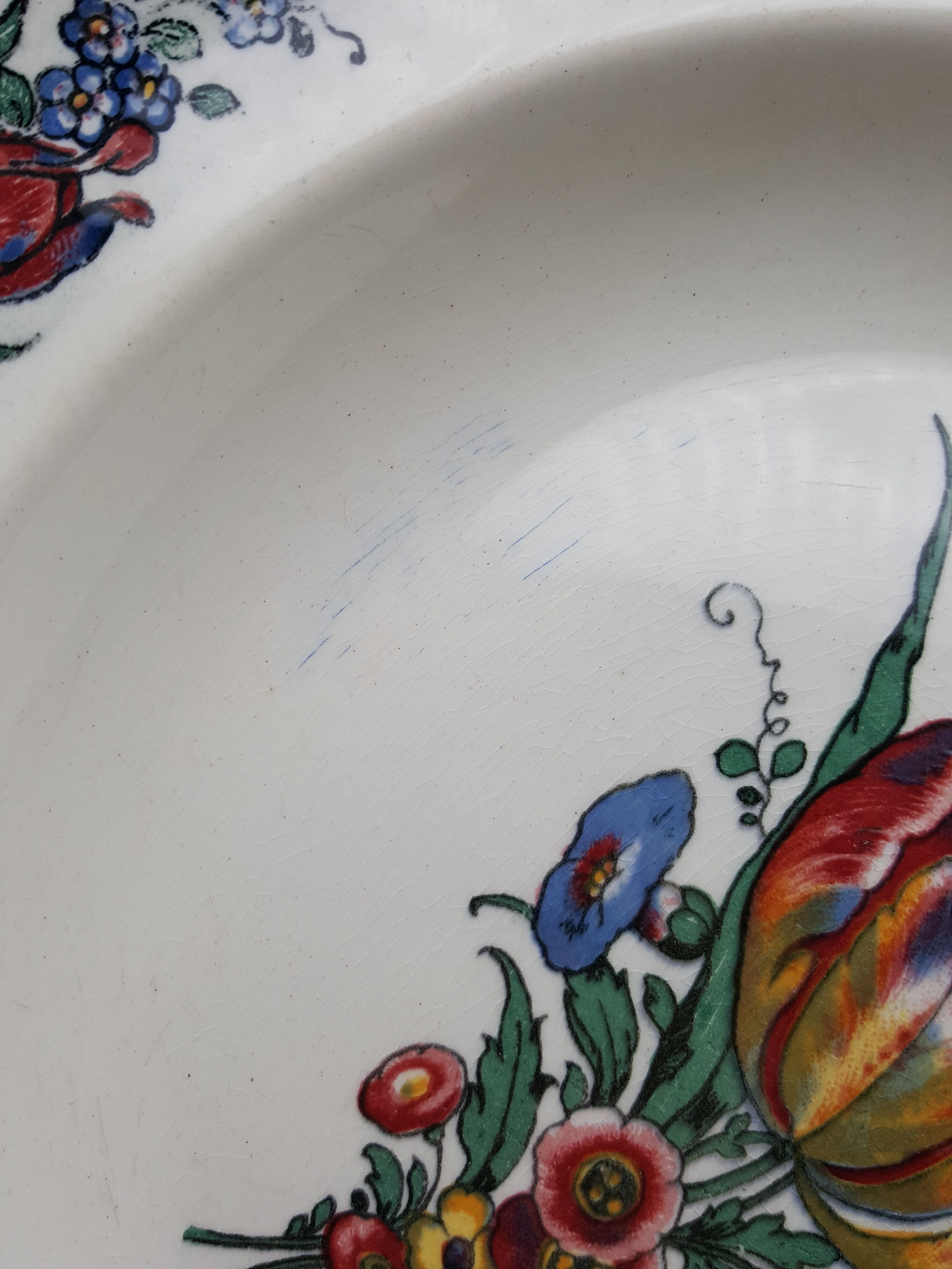 Series of 5 hollow plates Villeroy and Boch décor Mettlach flowers