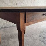 Round farmhouse table