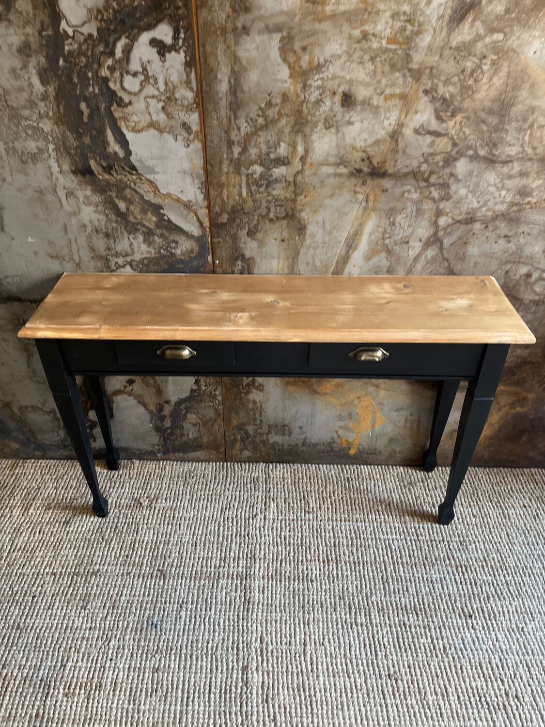 Console raw wood and absolute black