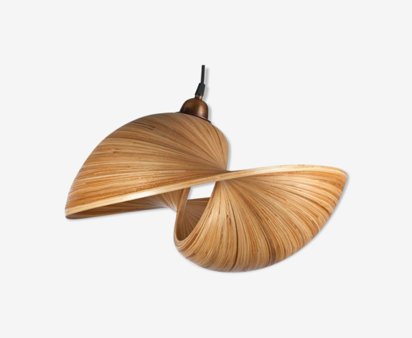 Suspension coquille en bambou