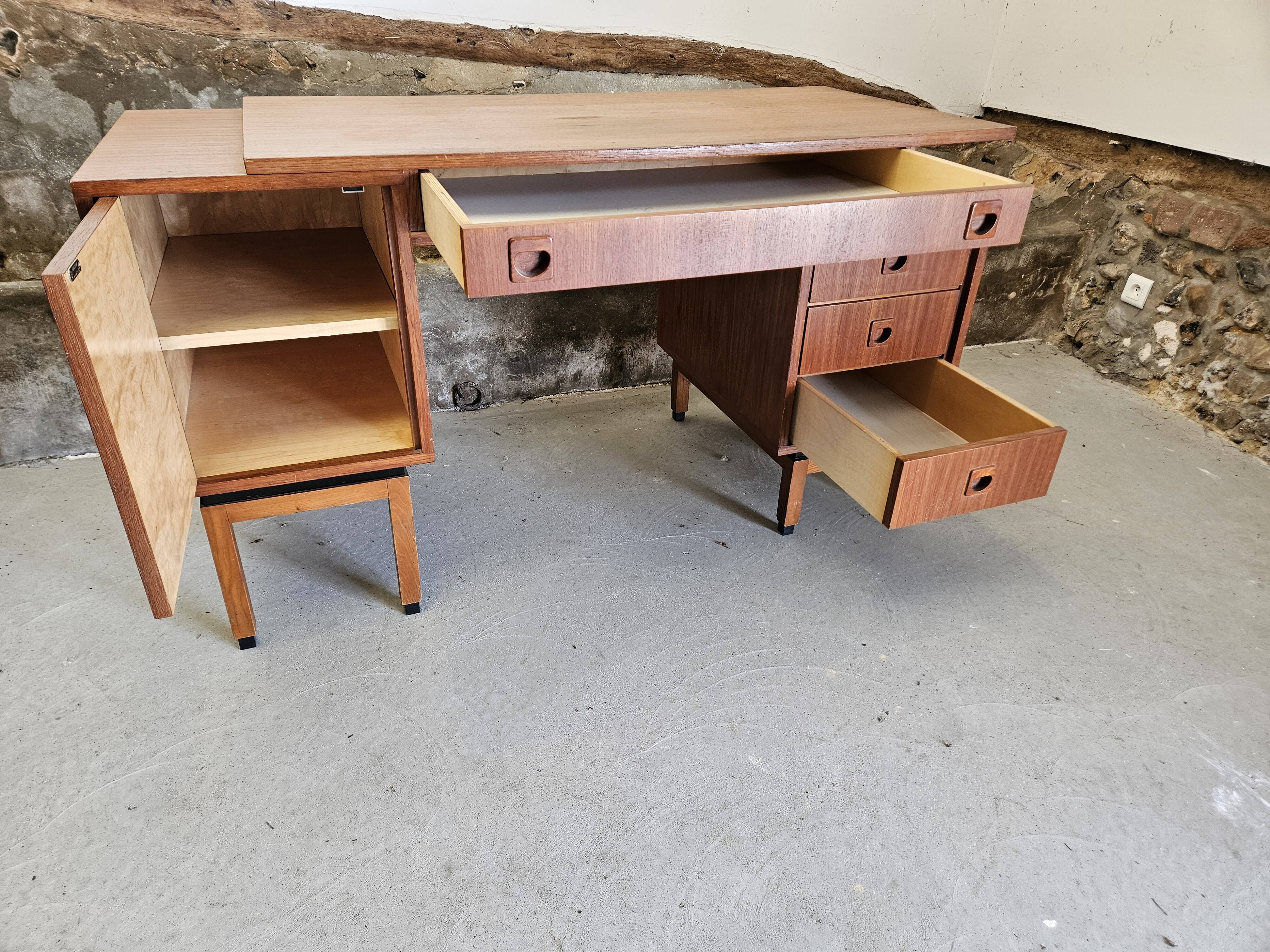 Desk Denmark 1960 MDK