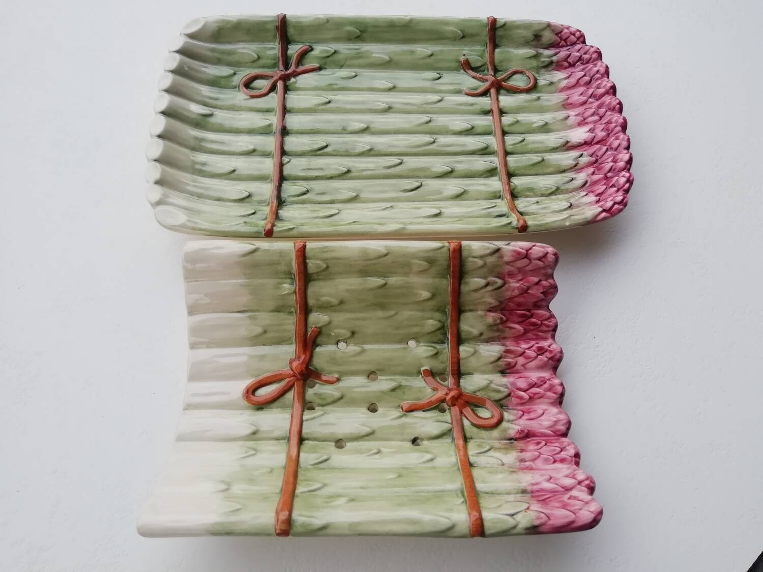 Saint Clément asparagus dish