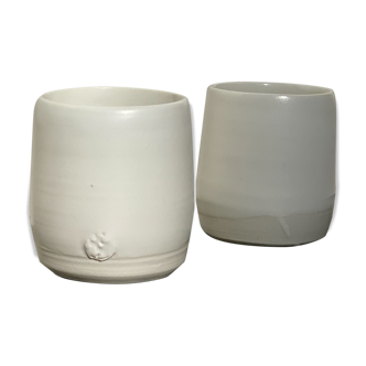 2 hand-turned porcelain cups