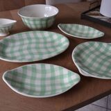 Plat ovale salins modèle croisette vert