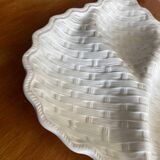 Ceramic compartmentalized leaf appetizer dish