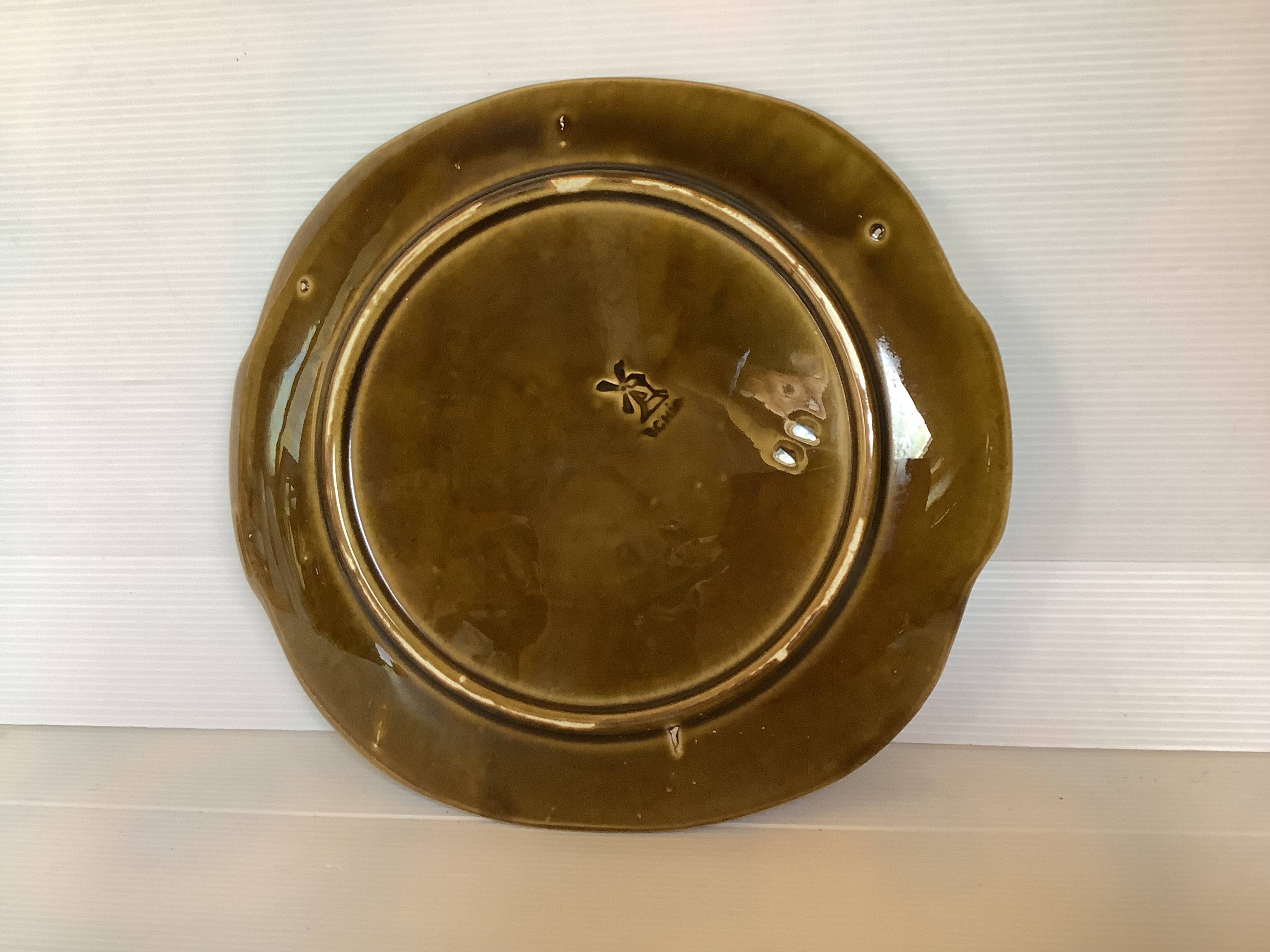 Old barbotine dish from Orchies, Moulin des Loups.