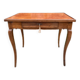 Small desk table called “Cabaret” top in walnut, Louis XV period