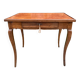 Petite table bureau dite à plateau « Cabaret » en noyer d’époque Louis XV