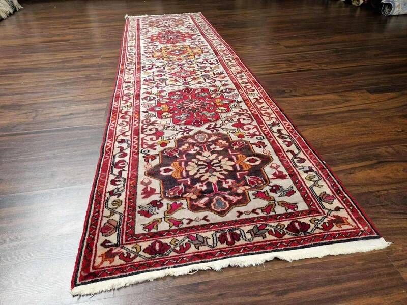 Vintage Anatolian rug, 80x280 cm – hand-knotted, wool on cotton, 1970s