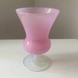 Beau Vase à pied en Opaline rose
