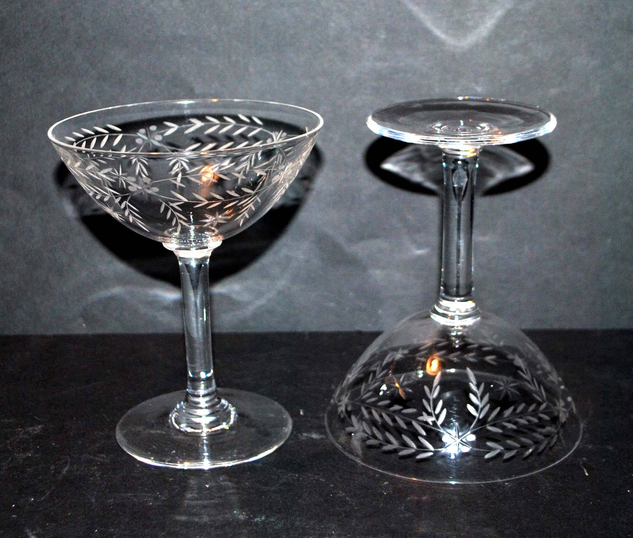 Set of 2 old champagne glasses engraved crystal wheel laurel garland 1900 H12cm