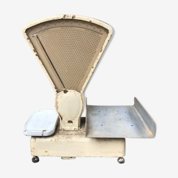 Old scale Berkel