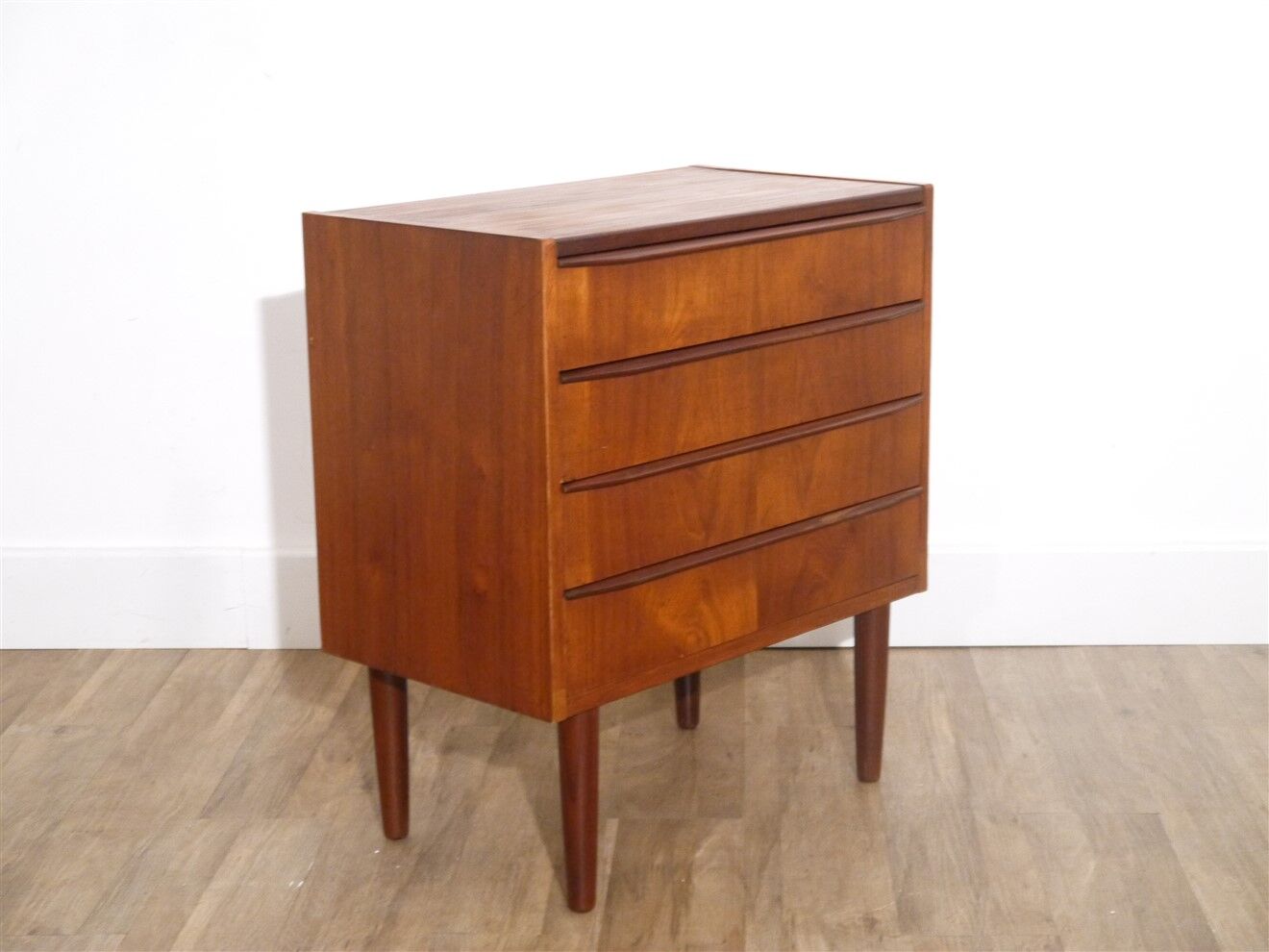 Commode danoise vintage en teck 1960