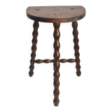 Tabouret tripode en bois perlé