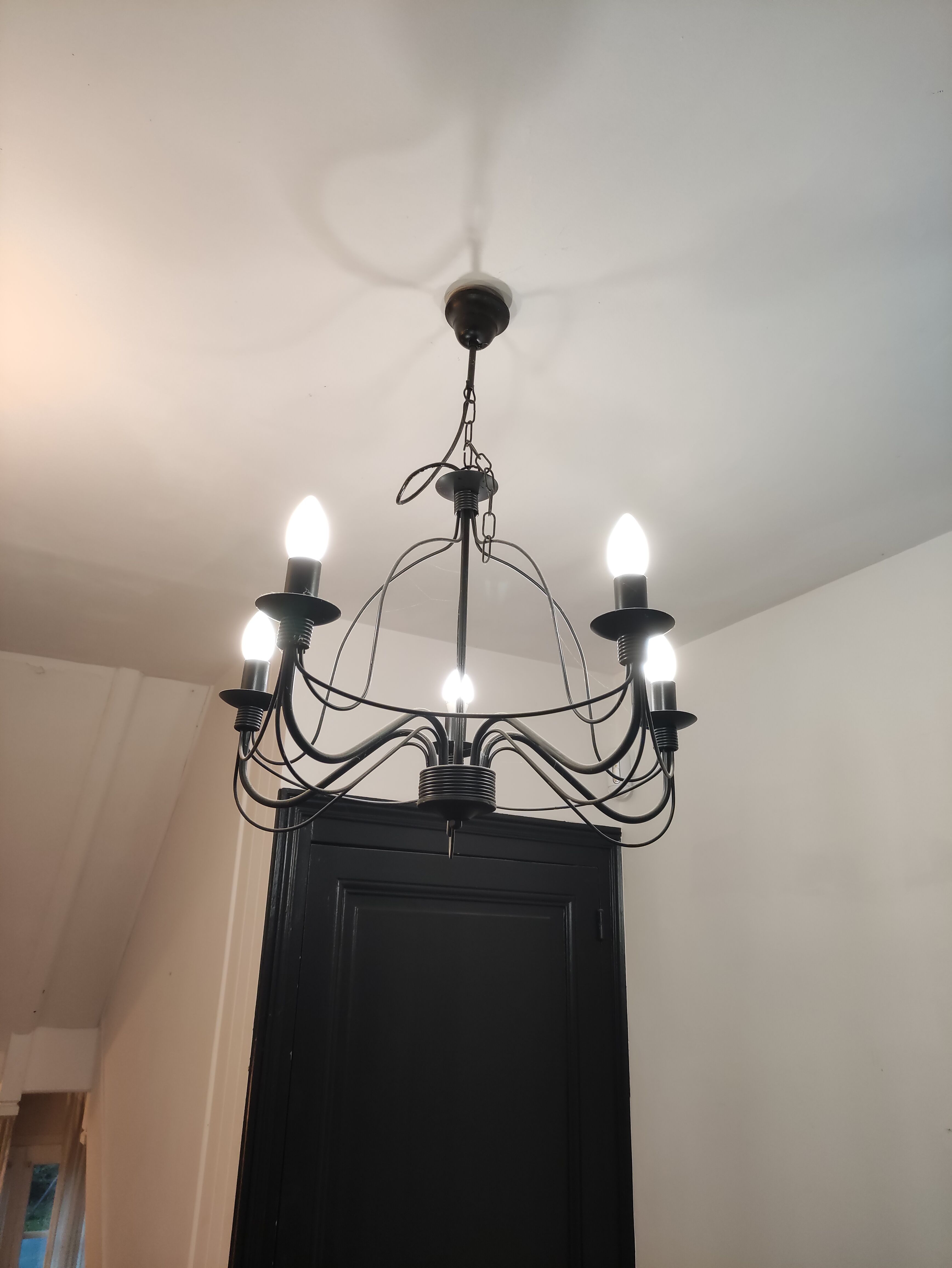 Black art deco pendant lamp