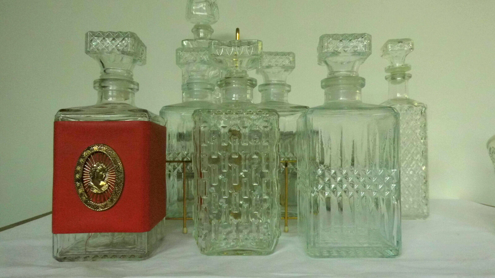 Set of 8 glass decanter crystal