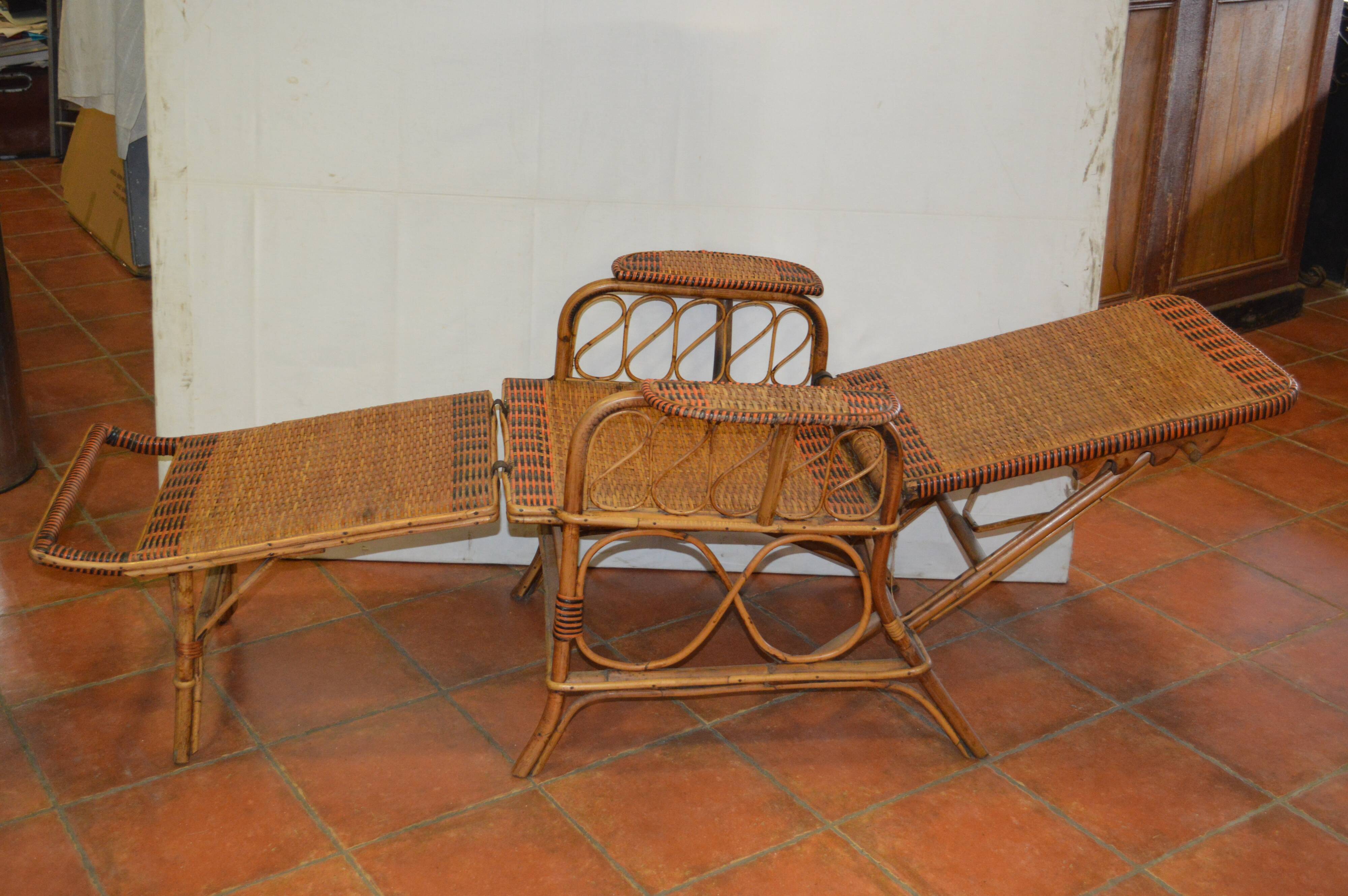 Vintage rattan lounge chair / garden chair