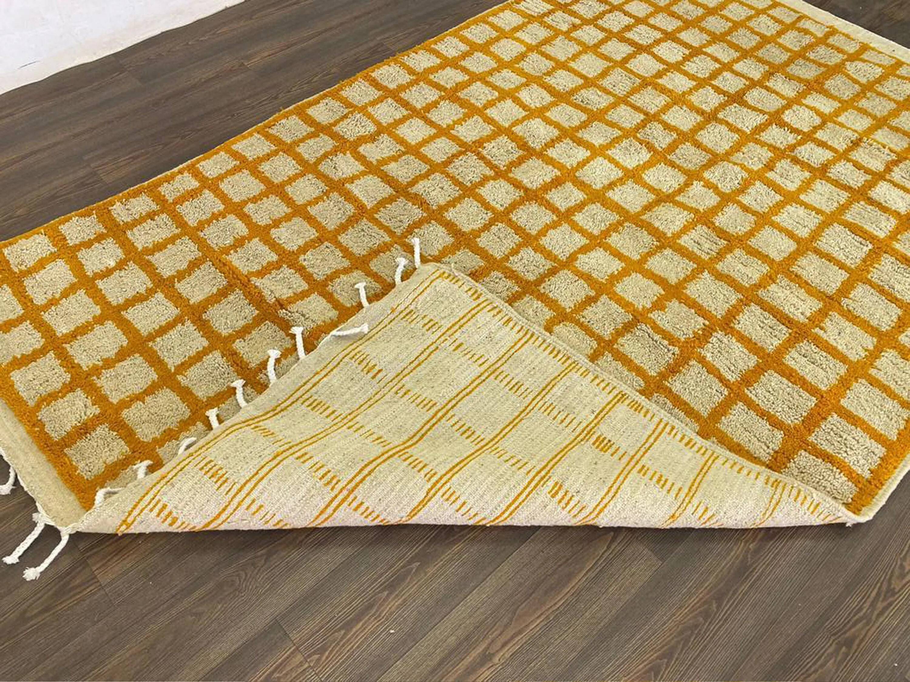 Handwoven Moroccan rug 3x2 m