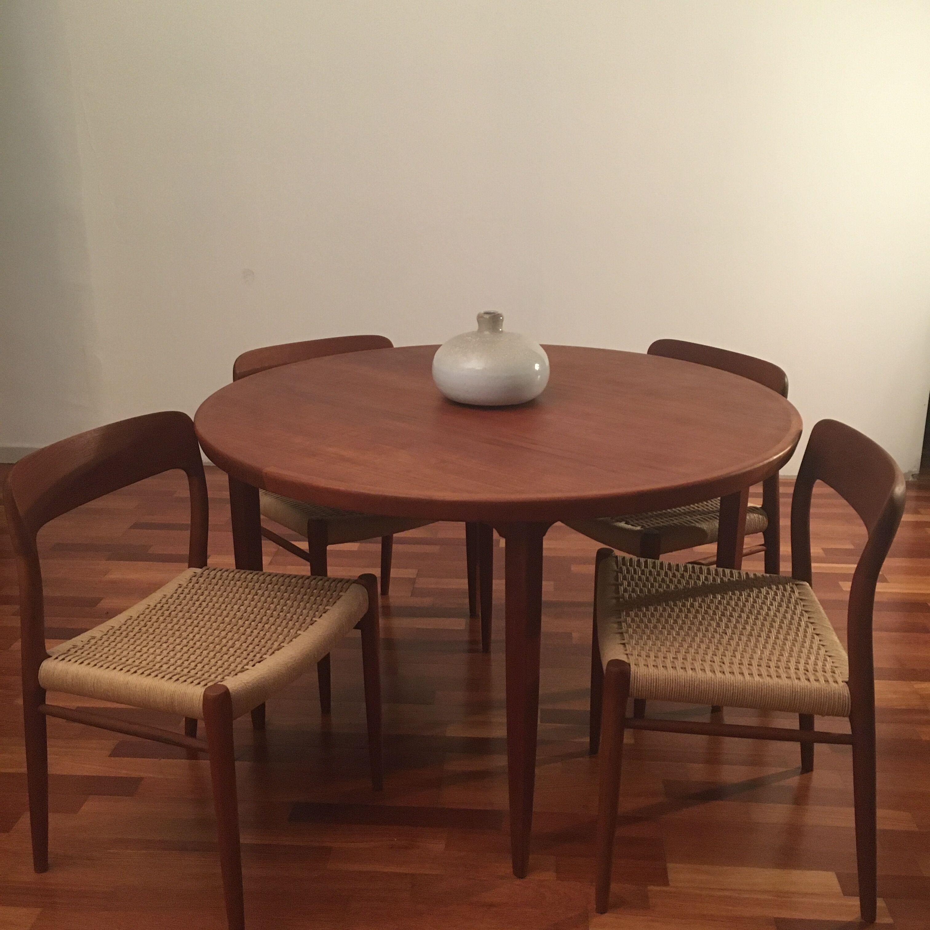 No.75 chairs & table by Niels Otto Muller for J.L. Mollers, 1950s