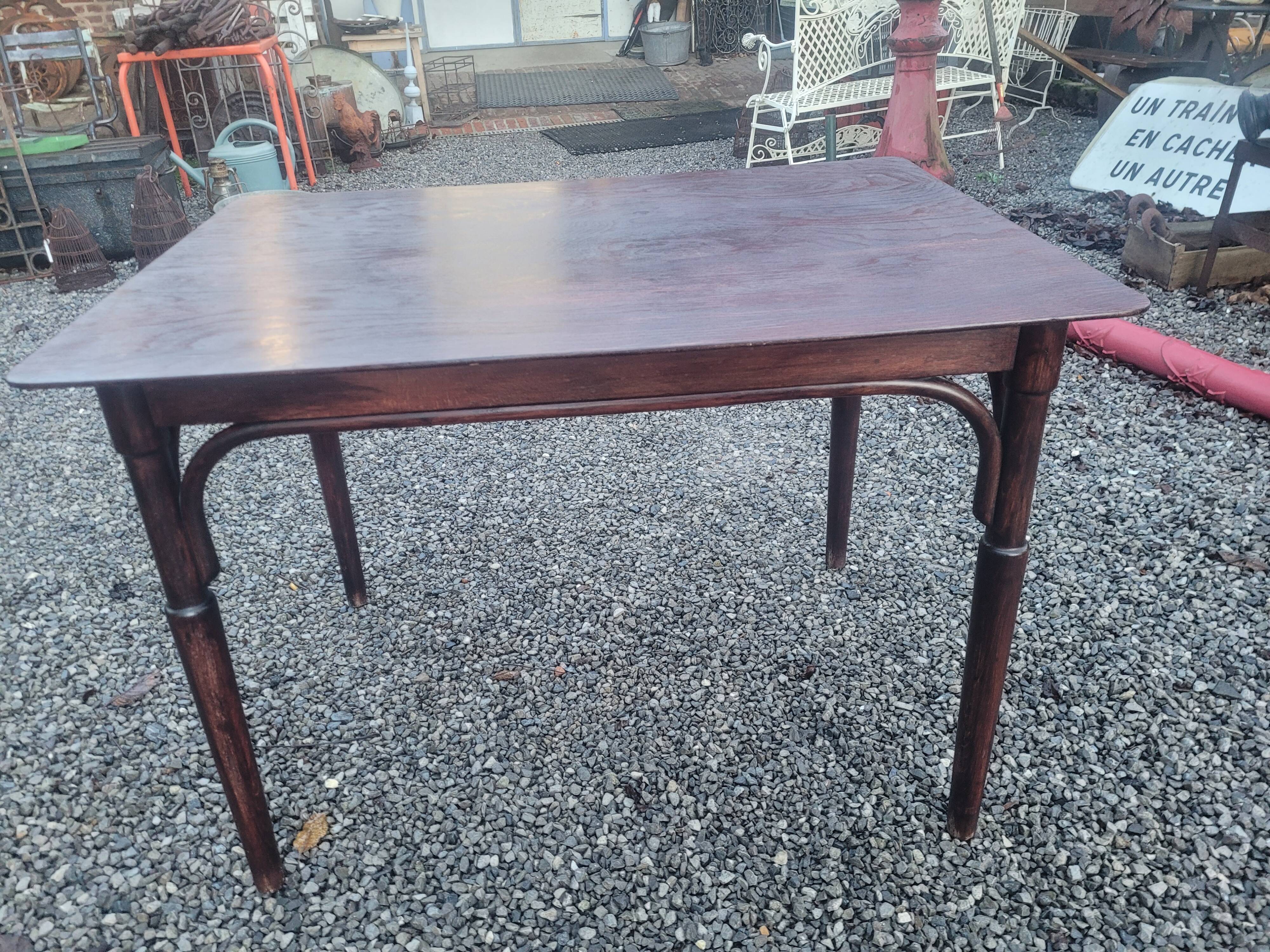 Thonet curved wood bistro table