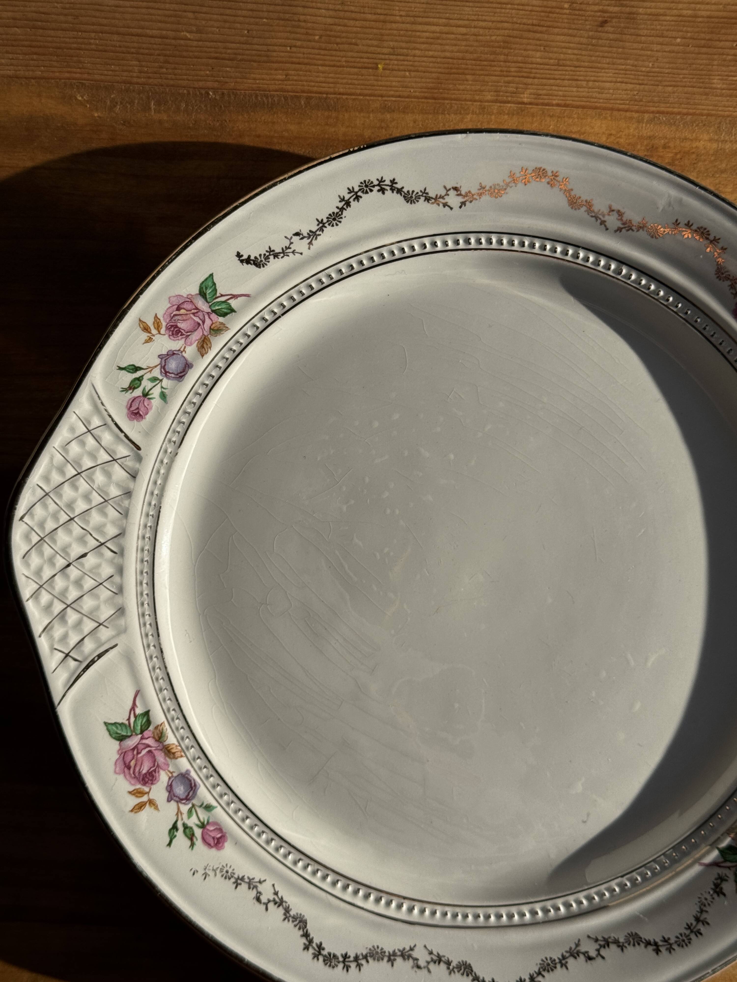 L'Amandinoise rose gold tart dish D30