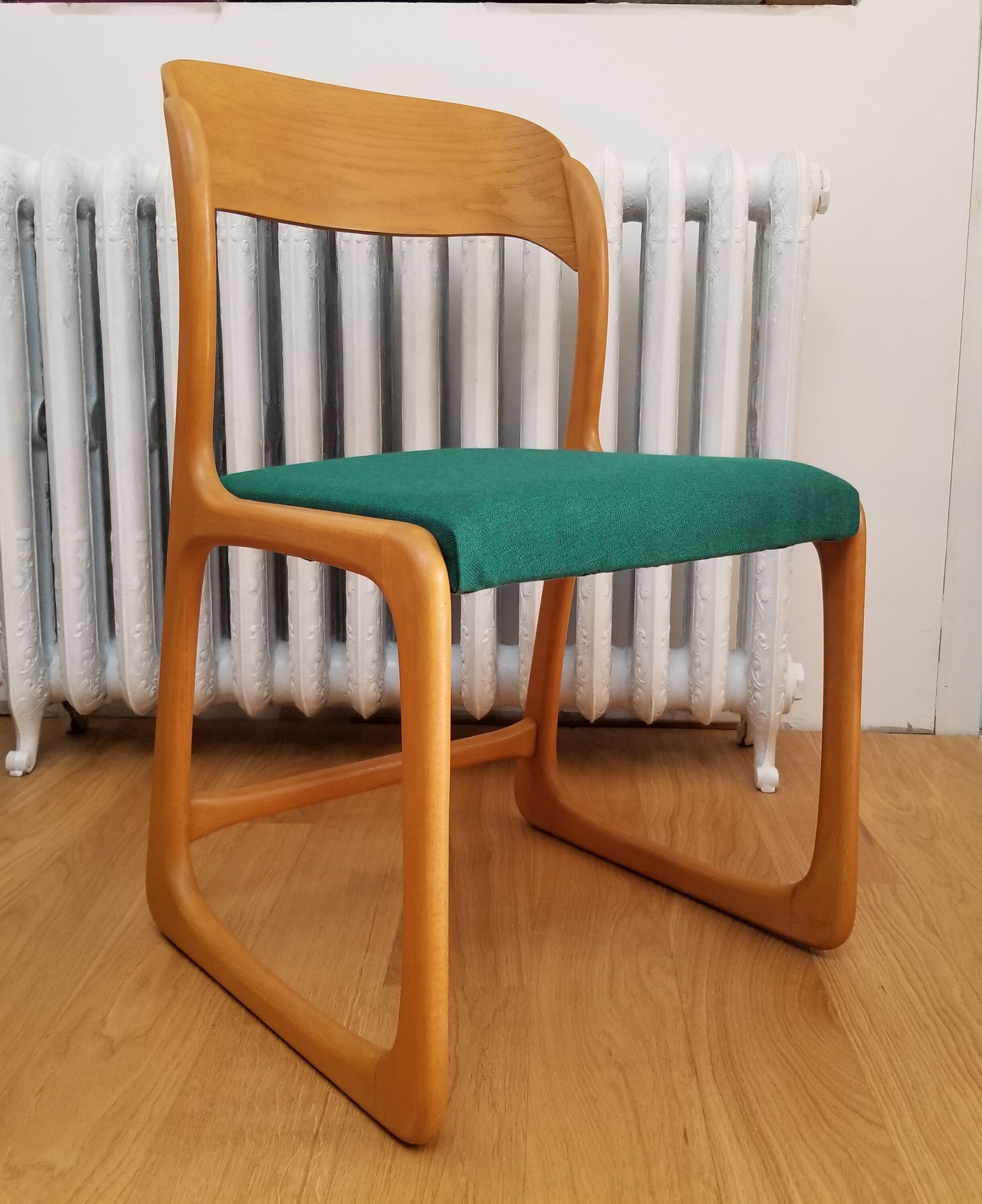 Baumann sled chair