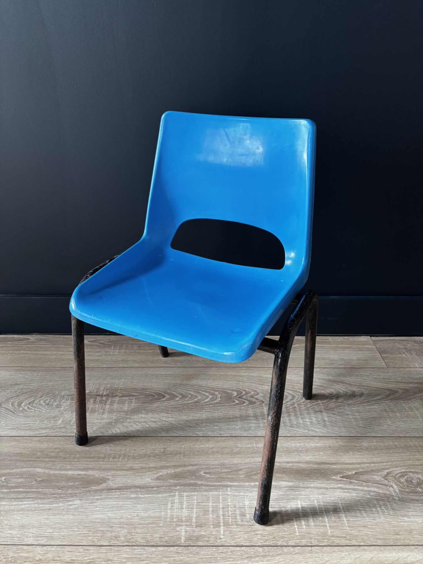 Vintage children's chair blue shell