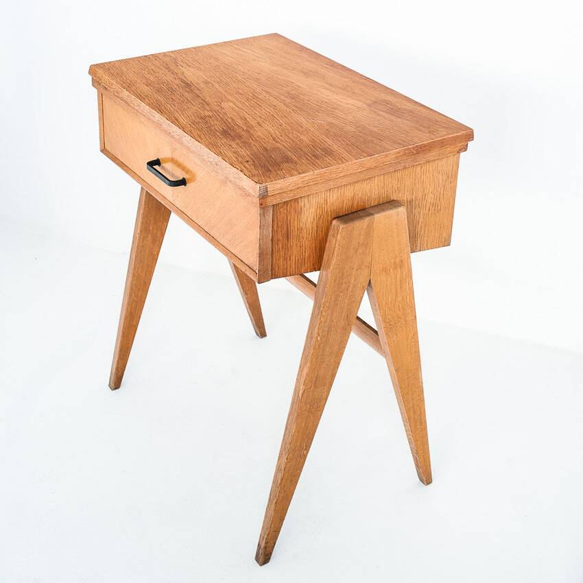Vintage console or side table. Oak splayed legs - France 60s