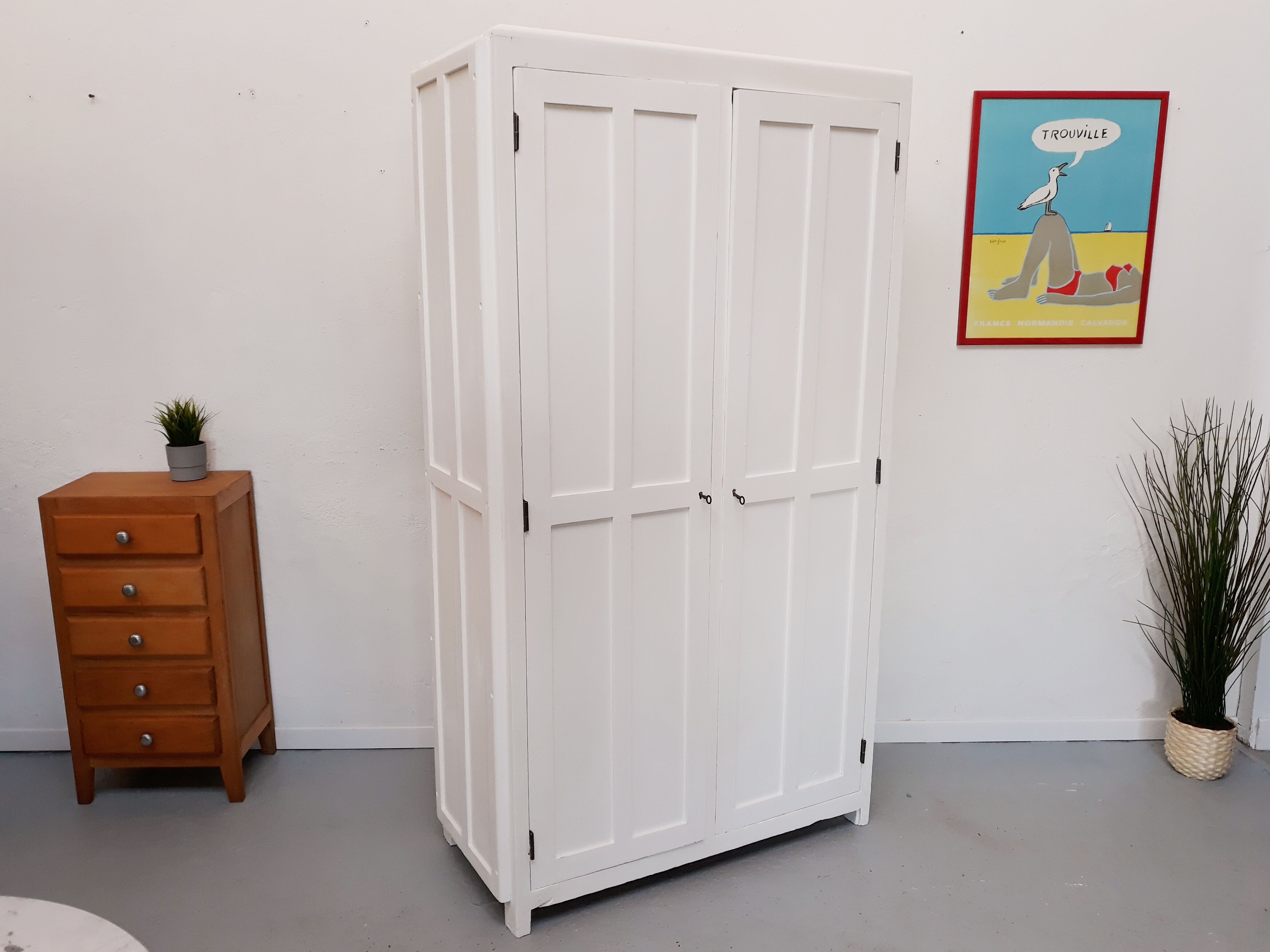 Armoire parisienne vintage 1950
