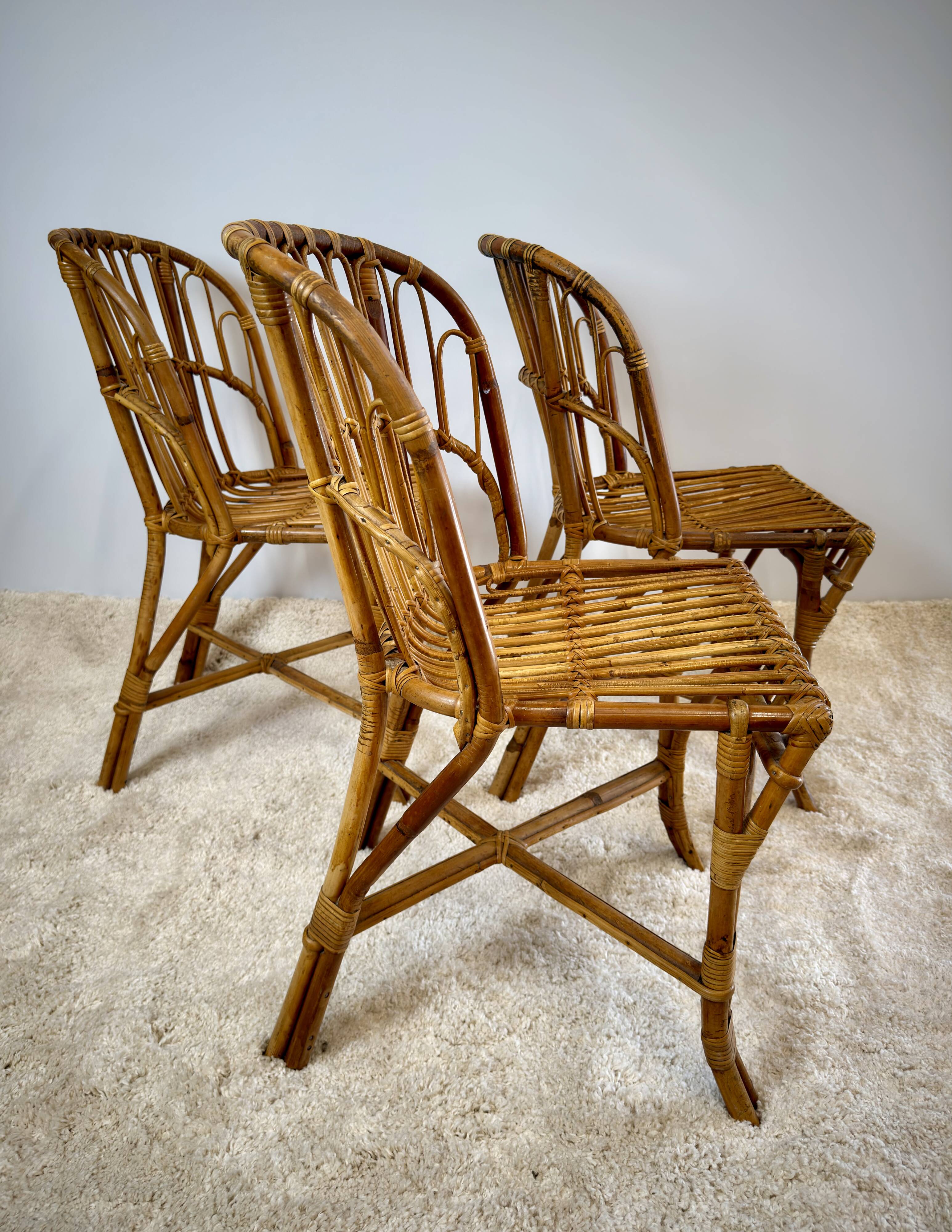 3 chaises vintage en rotin