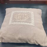 Lace cushion / Monogram