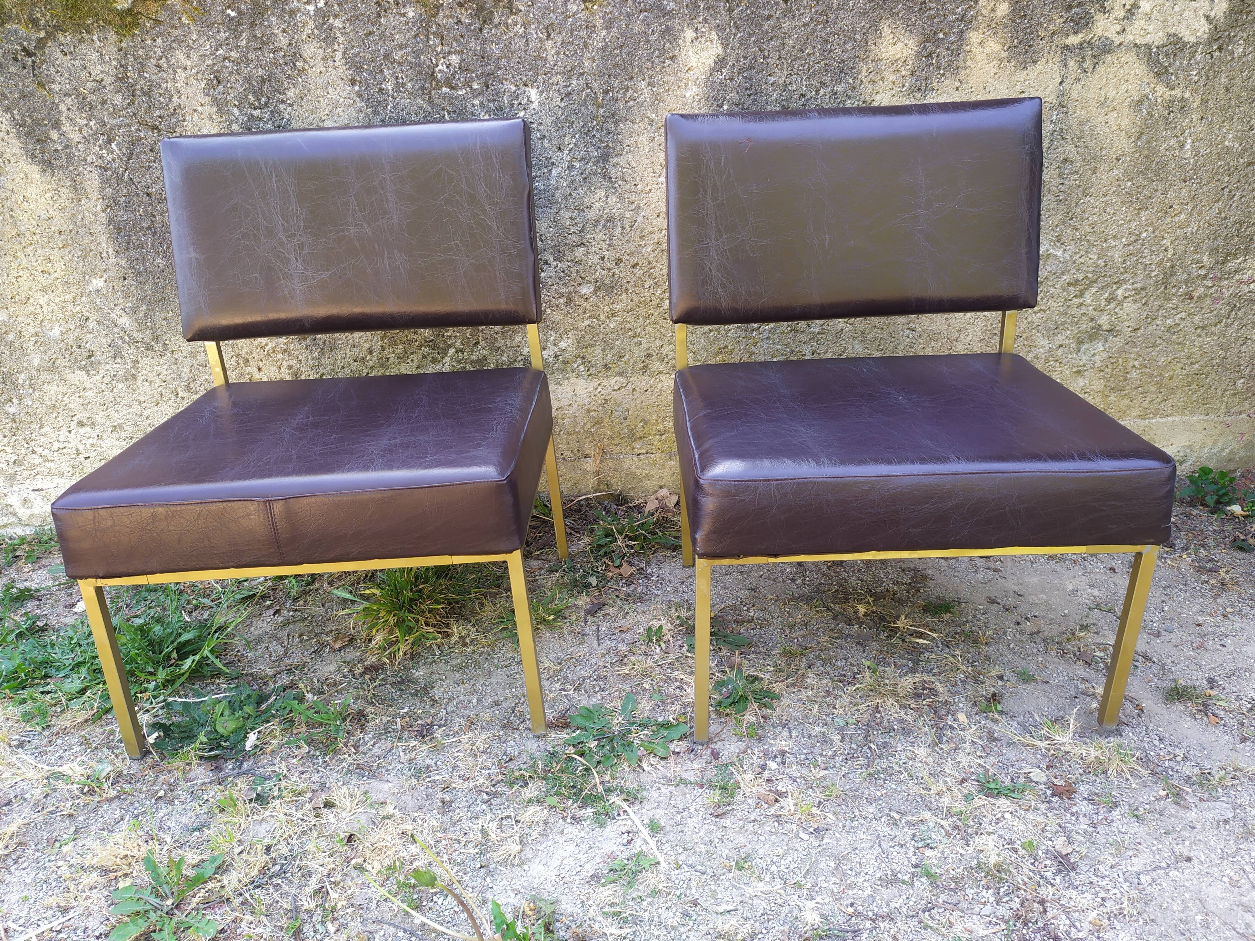 Paire de chauffeuses années 70