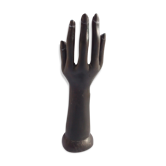 Main bois sculpté noir