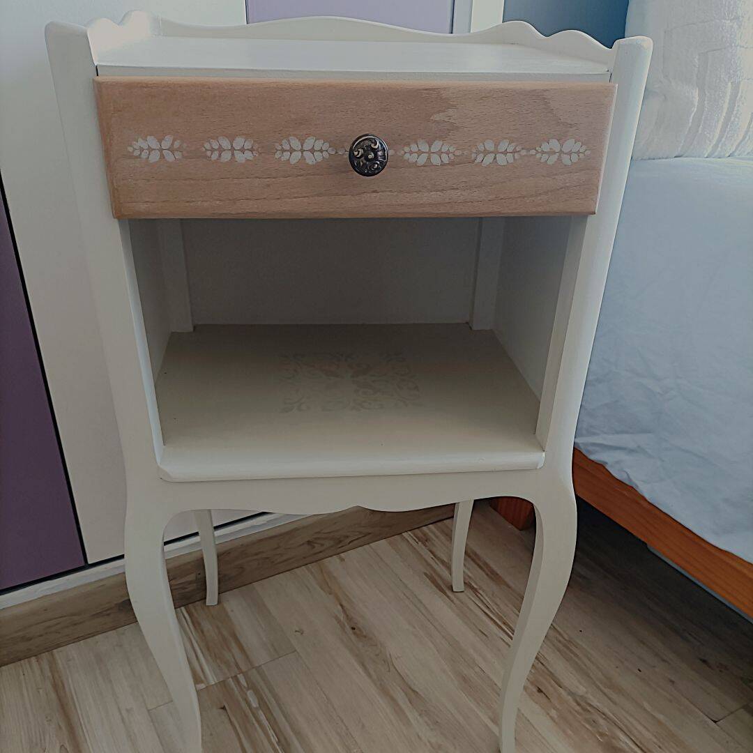 Restored vintage bedside table - Scandinavian style - unique piece
